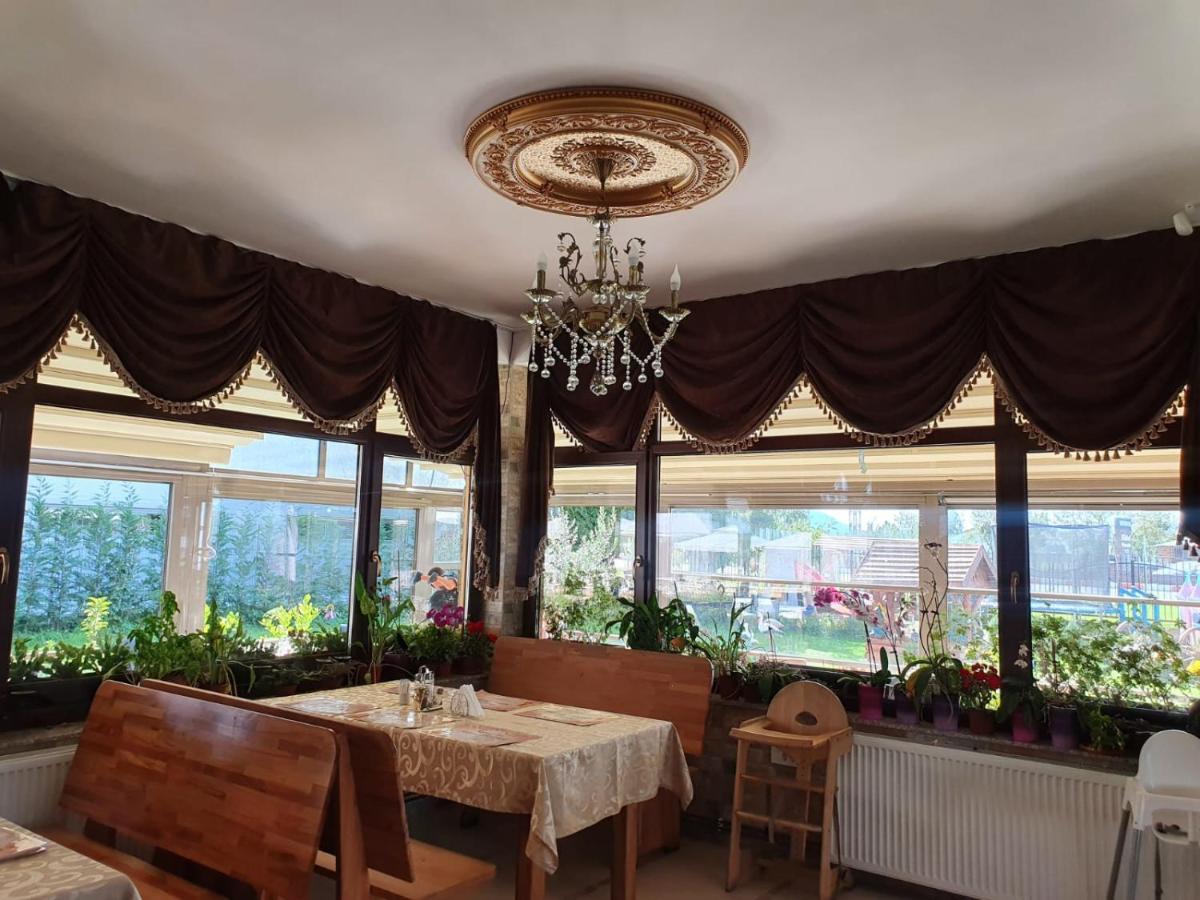 Sultan Mehmet Pensiune & Restaurant Брашов Экстерьер фото